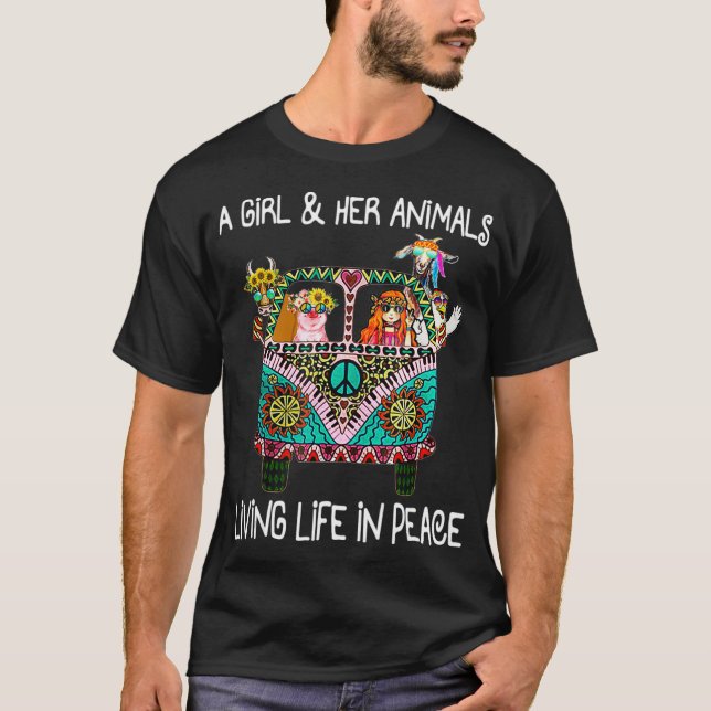 Camiseta Uma garota de seus animais vivendo em paz (Frente)