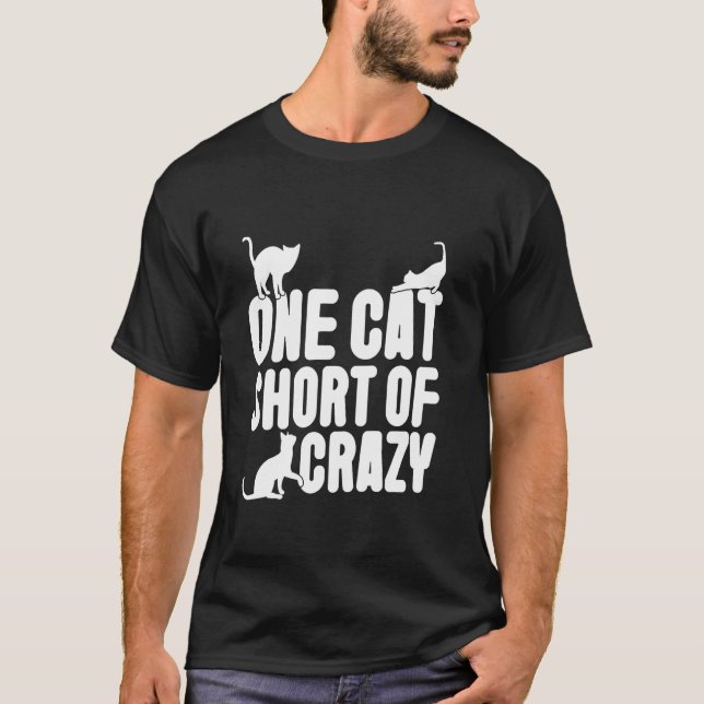 Camiseta Uma Gata Curta de Mãe Gata Louca (Frente)