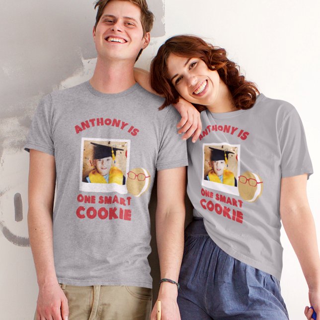 Camiseta Uma Graduação Personalizada de Foto Smart Cookie (Criador carregado)