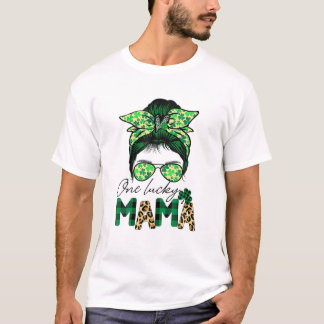 Camiseta Uma Lucky Mama Messy Bun Hair Life Saint Patrick