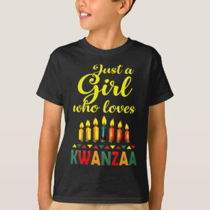 Camiseta Uma Menina Que Ama Kwanzaa Kinara African Pride Bl