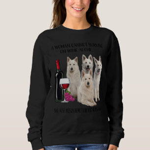 Camiseta Uma Mulher Não Pode Sobreviver Apenas Ao Vinho Ber