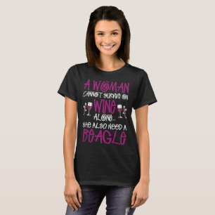Camiseta Uma mulher sobrevive no vinho que igualmente