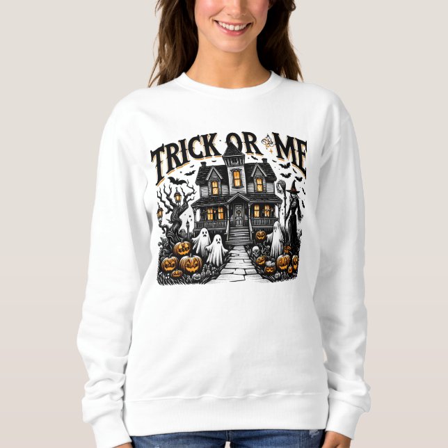 Camiseta Uma noite assustadora com fantasmas e abóboras em  (Frente)