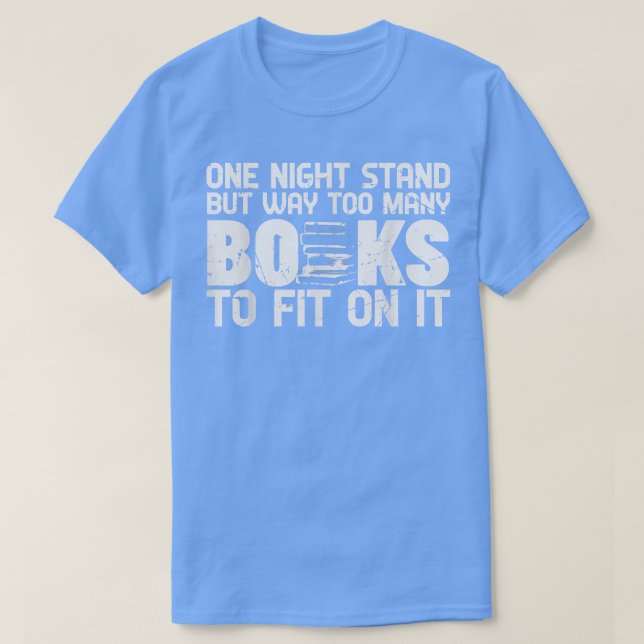 Camiseta Uma Noite, Mas Muitos Livros Piadas Lendo Fu (Frente do Design)