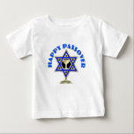 Camiseta Uma Passagem Feliz<br><div class="desc">Happy Passover apresenta a Estrela Judia de David e a xícara de vinho pronta para as orações e quatro perguntas.</div>