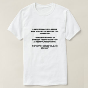 Camiseta Uma piada IA sobre um vampiro