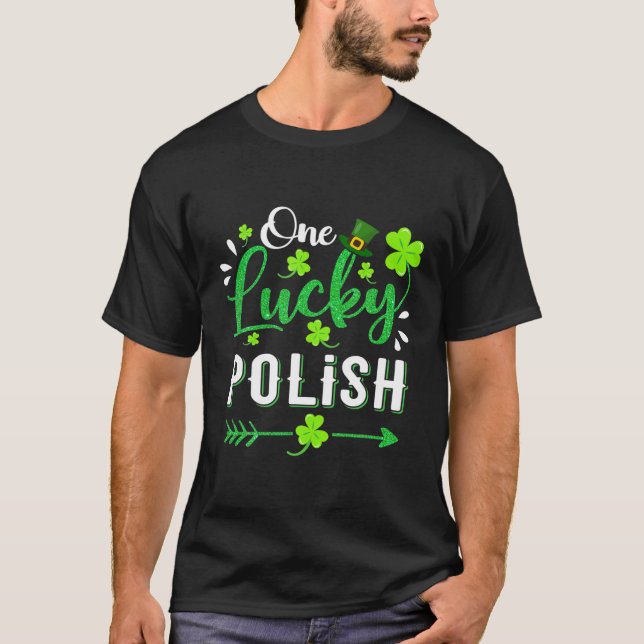 Camiseta Uma Rua de Chapéu Polonês Chamrock Leprechaun Patr (Frente)