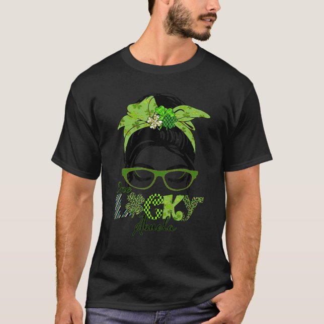 Camiseta Uma Rua Sortuda Abuela Vovó Messy Bun Shamrock Pat (Frente)
