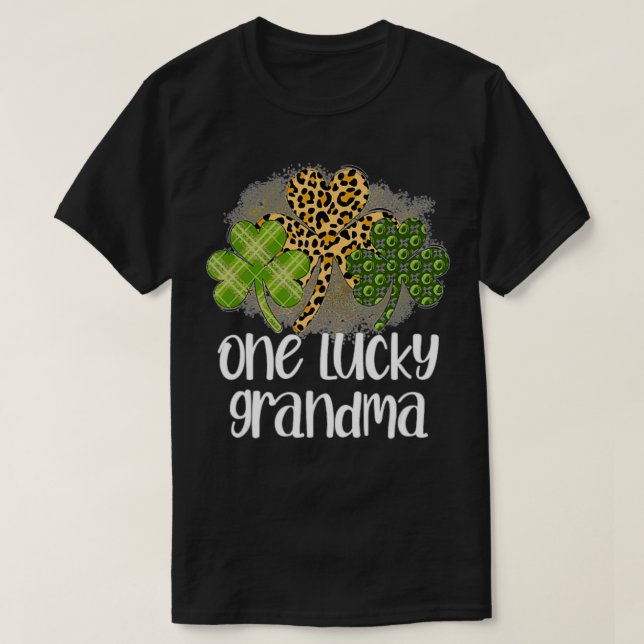 Camiseta Uma Rua Sortuda Avó (Frente do Design)