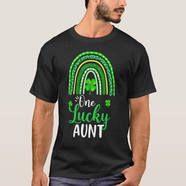 Camiseta Uma Tia Sortuda Rainbow Tee Dia de São Patrício Mã (Frente)