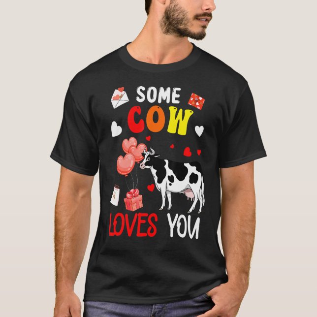 Camiseta Uma Vaca Te Ama, Dia de os namorados Famoso. (Frente)