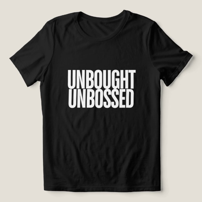 Camiseta Unbought Unbossed Bold Chisholm Graphic Tee (Design frontal)