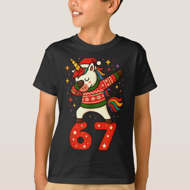 Camiseta Unicorn 67 Meme Six Seven Funny Christmas  (Frente)