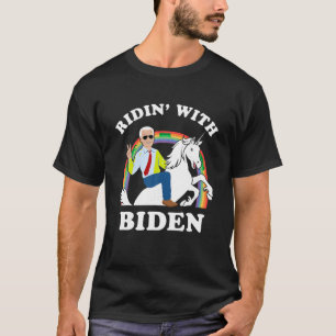 Camiseta Unicorn Ridin Com Biden Engraçado Joe Biden T Shir