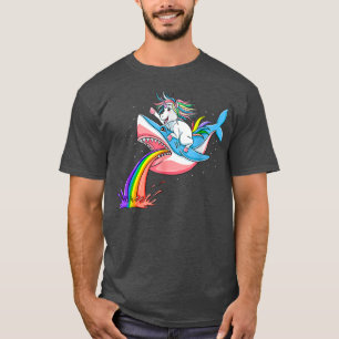 Camiseta Unicorn Riding LGBTQ Pride Shark LGBT pride month 