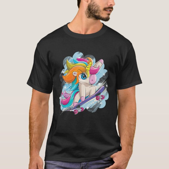Camiseta Unicorn Skateboarding Shirt Girls Women Skateboard (Frente)