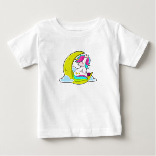 Camiseta Unicórnio com Nuvens e Lua