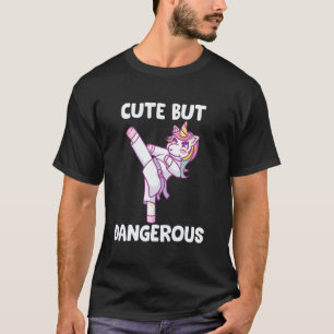 Camiseta Unicórnio de Karatê Clássico Fofo porém Perigoso