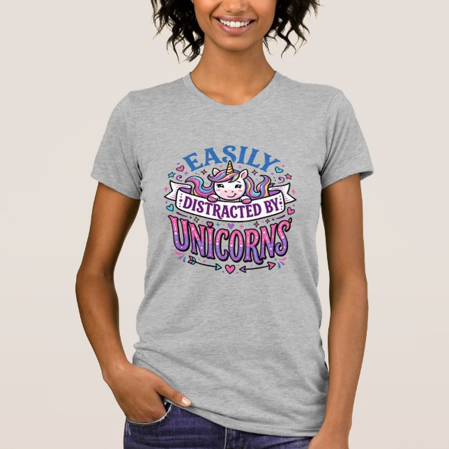 Camiseta Unicórnio Fácilmente Distraído pelo Anúncio de Uni (Frente)
