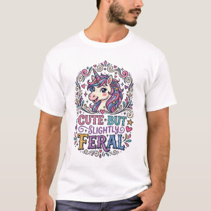 Camiseta Unicórnio Fofo mas Ligeiramente Feral Fundo Branco