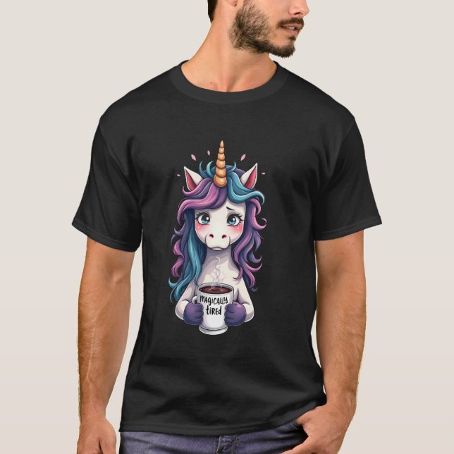 Camiseta Unicórnio Magicamente Cansado Amantes de Café Engr (Frente)