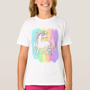 Camiseta unicórnio rosa sobre fundo do arco-íris T-Shirth
