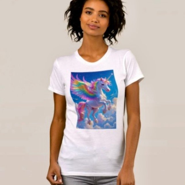 Camiseta Unicórnio Saltitante com Asas de Arco-íris (Comfy tri-blend women’s tee feminine fit, scoop neck, short sleeves, relaxed fit.  
)