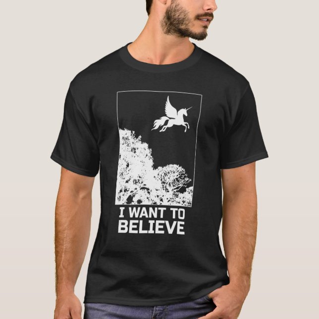 Camiseta Unicórnio Voador Quero Acreditar Na Alienígena Uap (Frente)