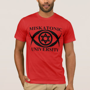 CAMISETA UNIVERSIDADE MISKATONIC