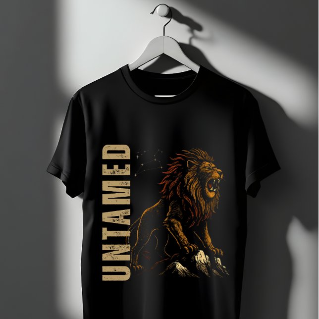 Camiseta Untamed Roaring Lion  (Criador carregado)