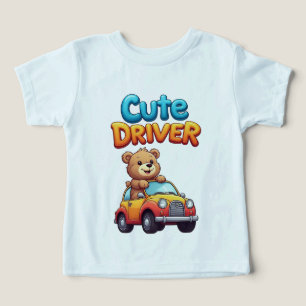 Camiseta Ursinho Dirigindo Carro de Brinquedo Aventura das