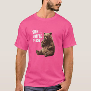 Camiseta Urso Cinza Dizendo Café Tão Engraçado E Bonito