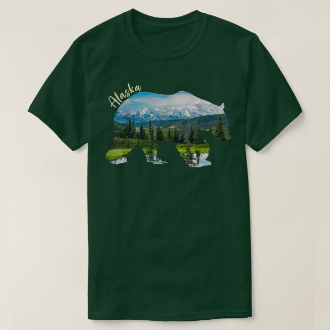 Camiseta Urso do Alasca - Urso Grizzly com Montanhas do Ala (Frente do Design)