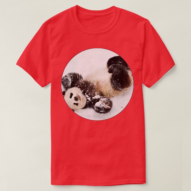 Camiseta Urso-panda deitado na neve, crianças-Pandorasboxe (Frente do Design)