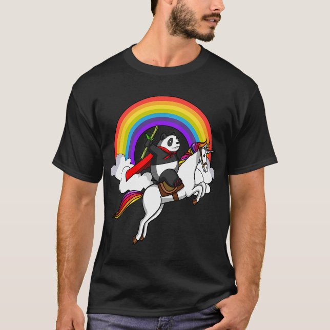 Camiseta Urso Panda Montando Unicórnio (Frente)