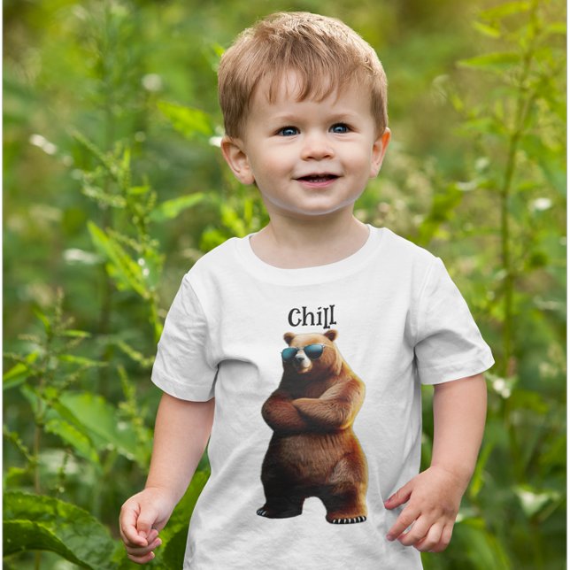 Camiseta Urso Pardo Relax em Óculos de Sol (Criador carregado)
