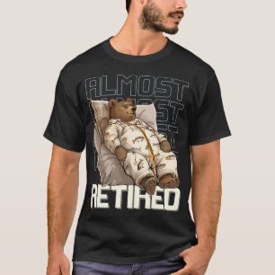 Camiseta Urso Quase Aposentado de Pijama Relaxando Arte de