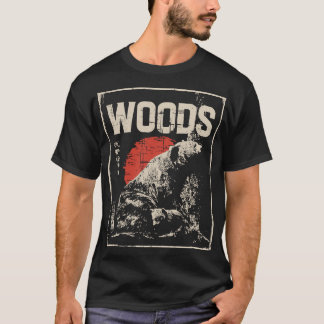 Camiseta Urso-Vintagem e Cubo na Floresta | Branco vermelho