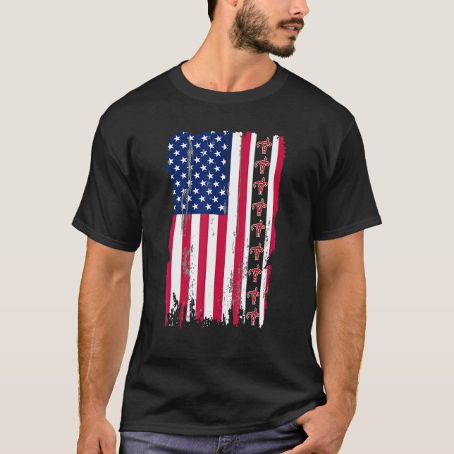 Camiseta Usa Flag Uterus Mostra Feminista Do Dedo Médio Pro (Frente)