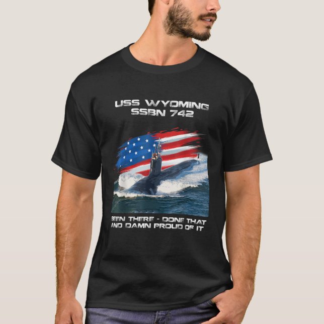 Camiseta USS Wyoming SSBN 742 American Flag Subsea Veter (Frente)