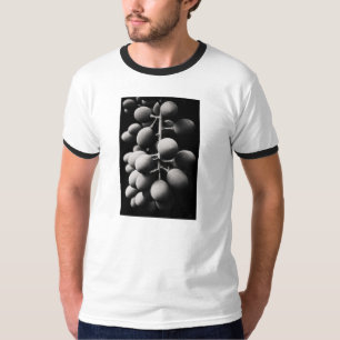 Camiseta uvas para um dia azedo