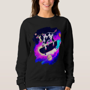 Camiseta Vaca fazendo skate no espaço sideral retrô vintage