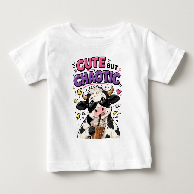 Camiseta Vaca fofa mas caótica com café com gelo (Frente)