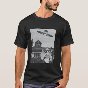 Camiseta Vaca Selfie Nave Alienígena Fazenda Confuso Faça U