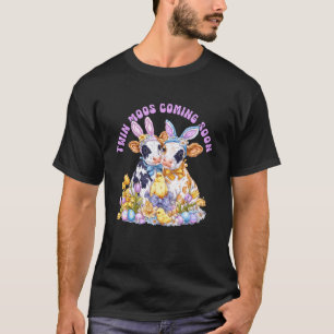 Camiseta Vacas Fofas Gêmeos da Gravidez de Páscoa Em Breve