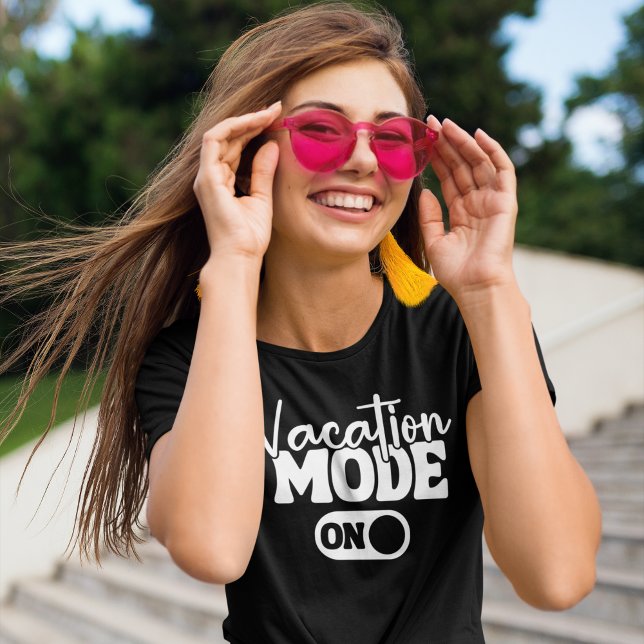 Camiseta Vacation Mode On Fun Summer (Criador carregado)
