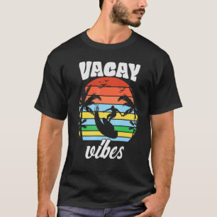 Camiseta Vacay Vibes Retro Beach Vaces Summer Quote Men