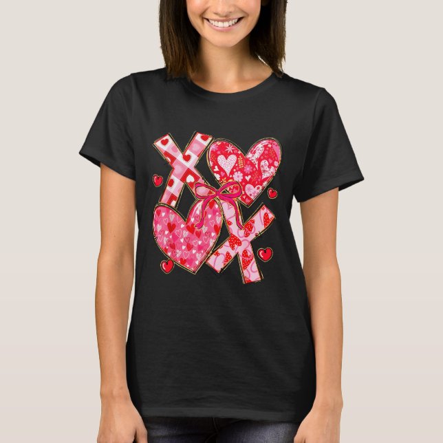 Camiseta Valentine Coquette Bow Xoxo Hearts Lover Girl Wome (Frente)