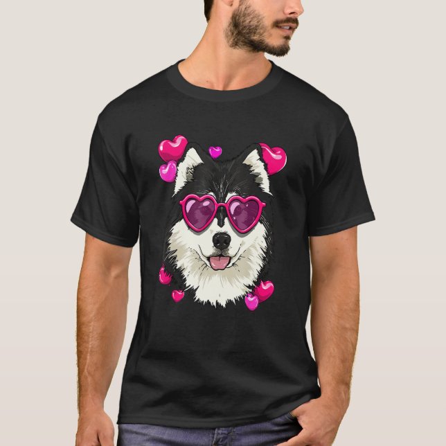 Camiseta Valentines Day Alaskan Malamute Heart Couples Sled (Frente)